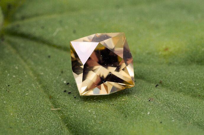 Chrysoberyl-5mm