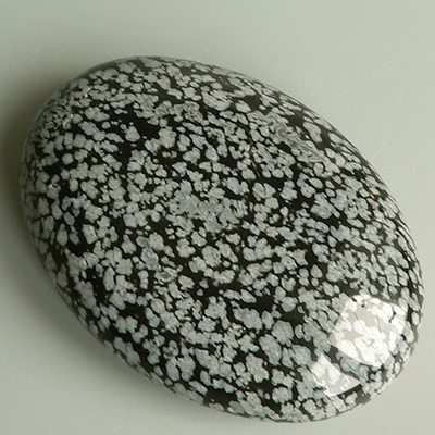 obsidian%2070mm49mm19mm%20cabochon%20natural